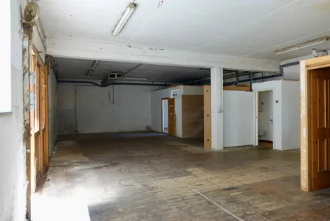 Gewerbehalle I Barrierefrei